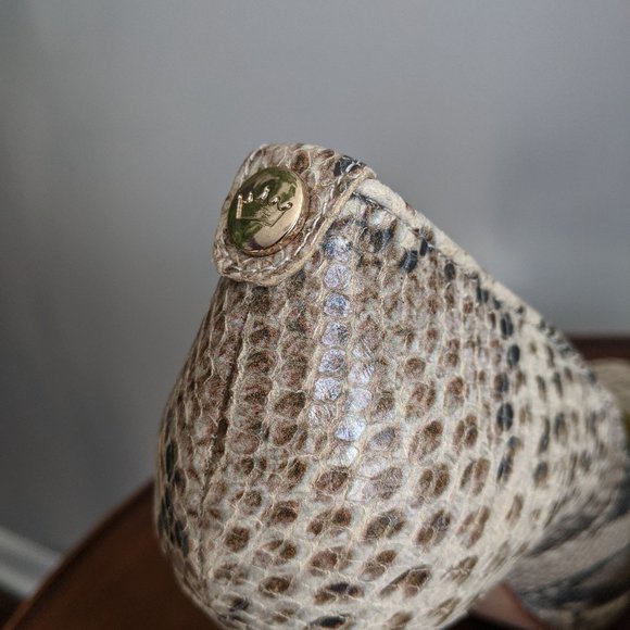 Size 8-Elaine Turner Python Print Closed toe heels - Picture 6 of 9